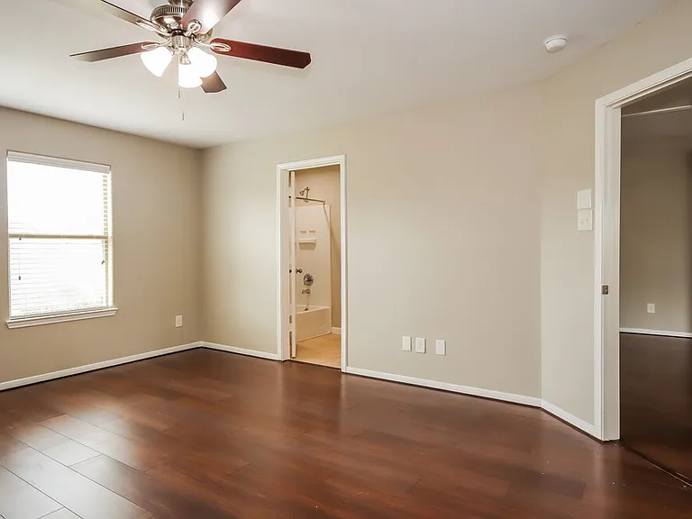 4601 Clemwood Ln — Photo 10