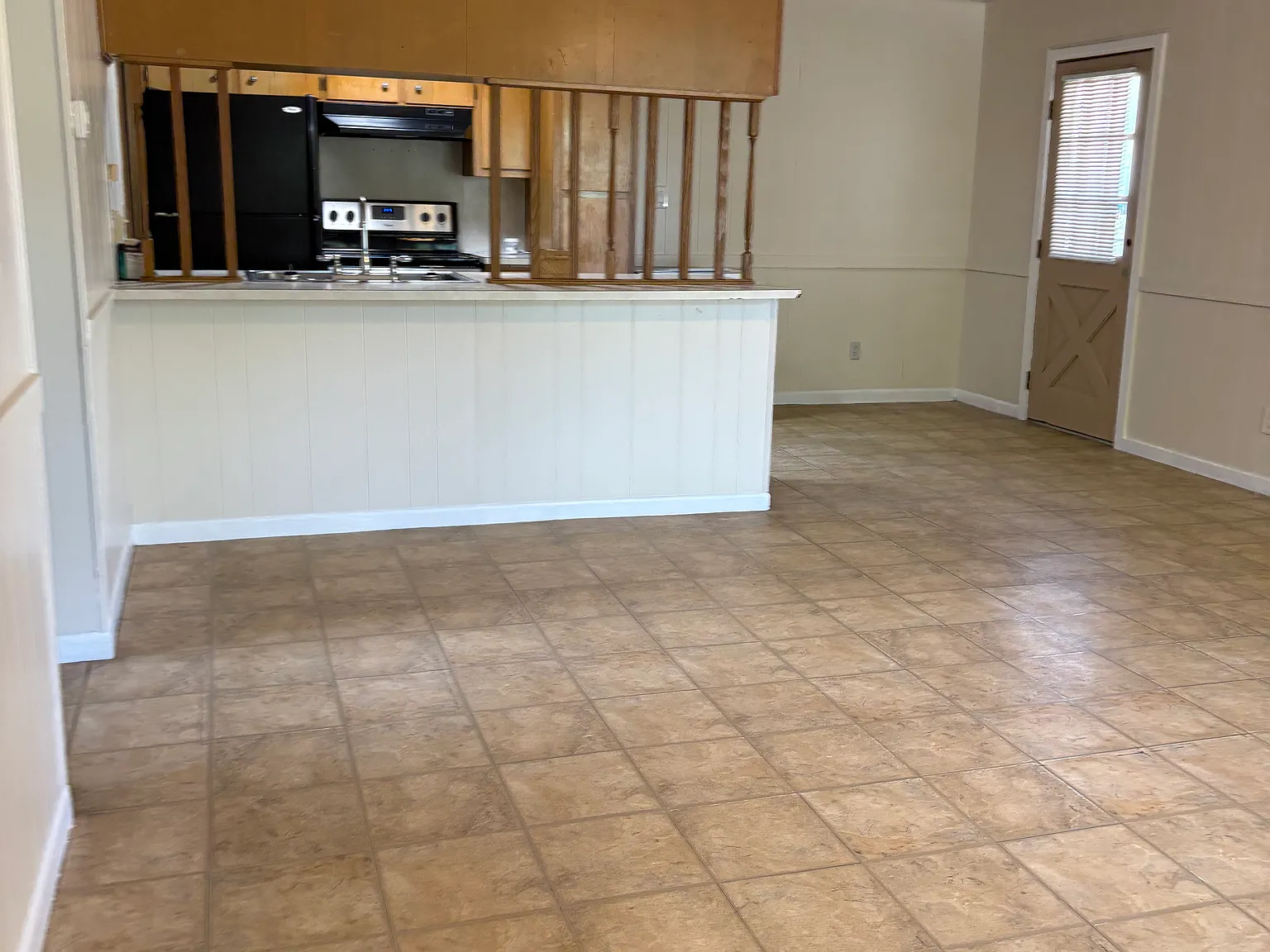 3 bed, 1625 sqft, $1,850 — Photo 4