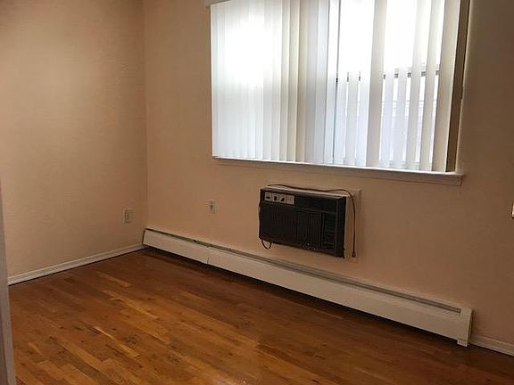 3rd image of 7304 14th Ave #2