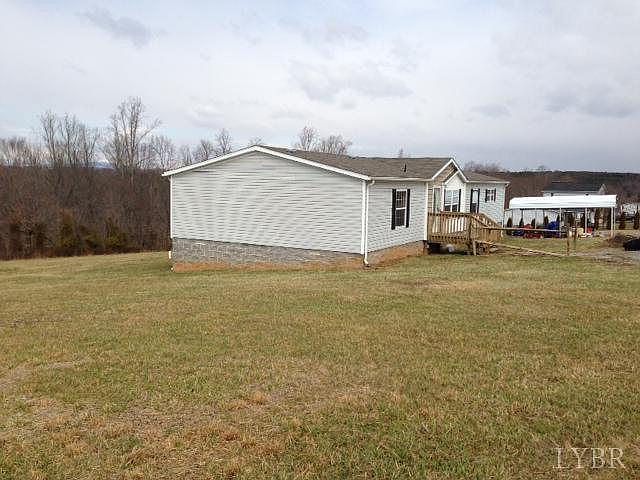 2nd image of 135 Brooks Ln