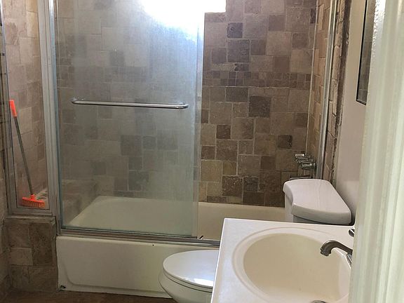 4th image of 133 N Hagar St APT C