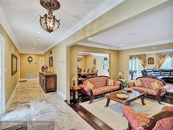 2nd image of 5813 Australian Pine Dr