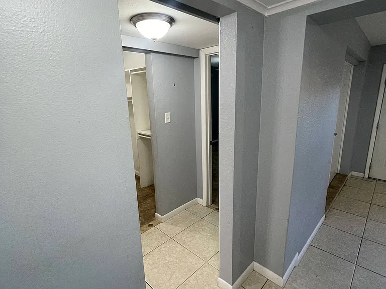 2 W Northern Ave #5 — Photo 17