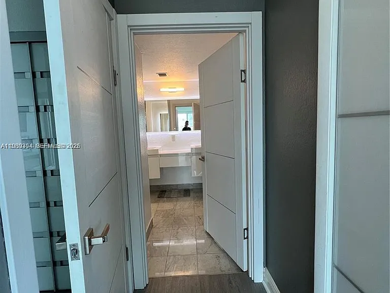 500 NE 29th St #608 — Photo 21