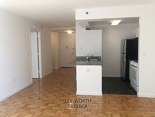 3rd image of 111 Worth St APT 9A