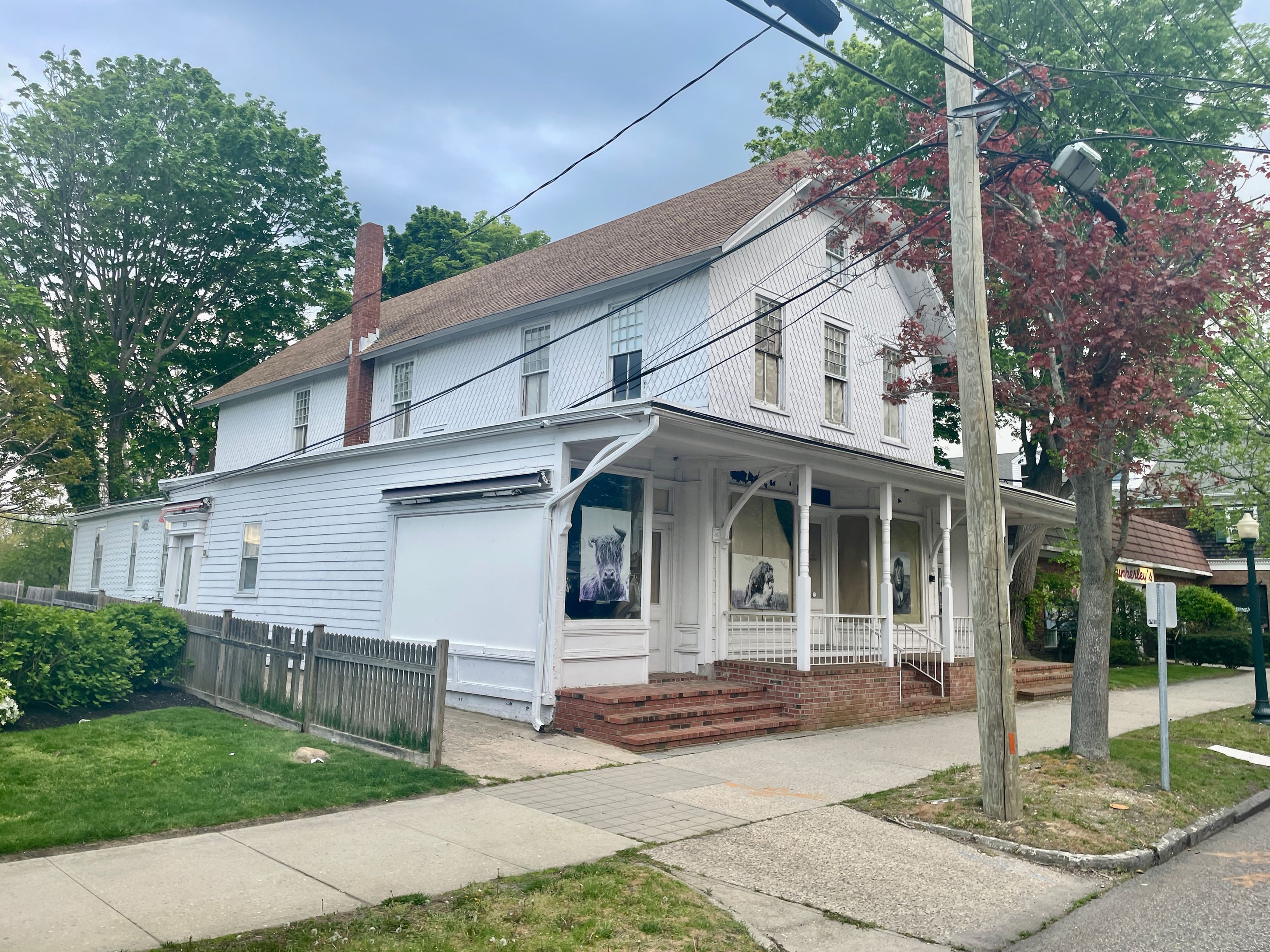 131 Main St, Southampton, NY 11968