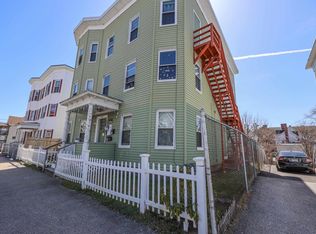 367 Spruce St, Manchester, NH 03103