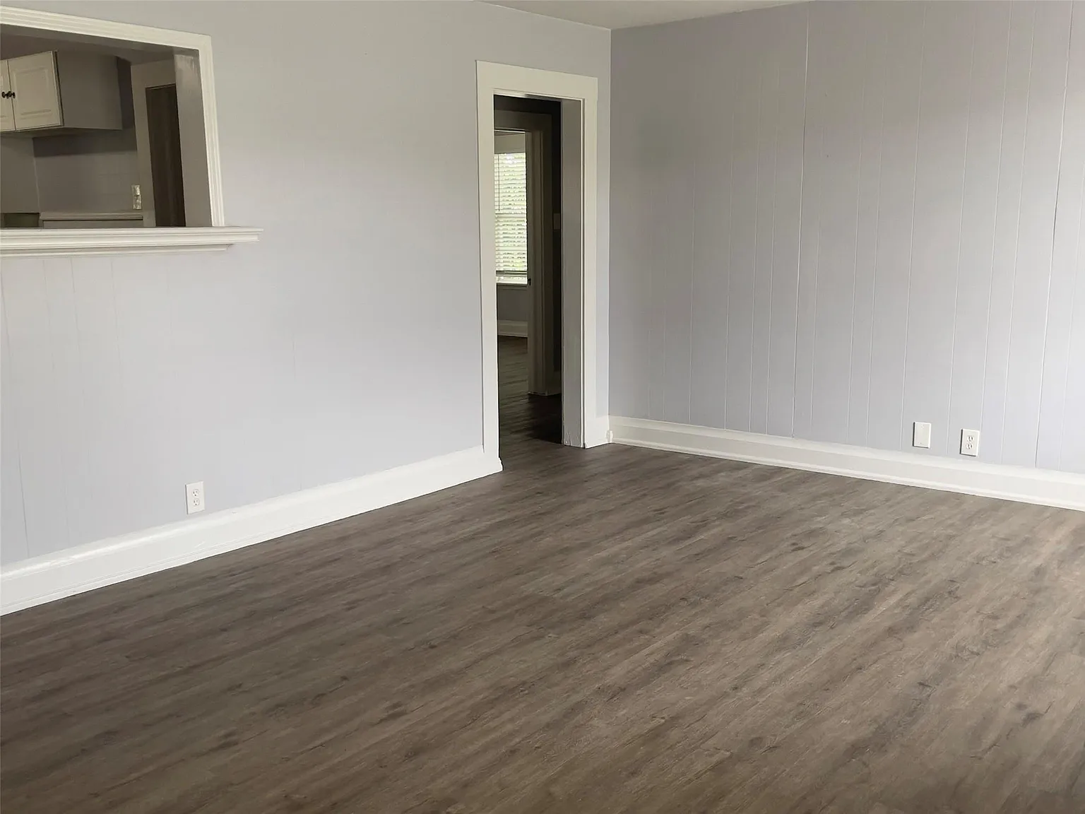 2 bed, 1.0 bath, 1060 sqft, $1,250 — Photo 3