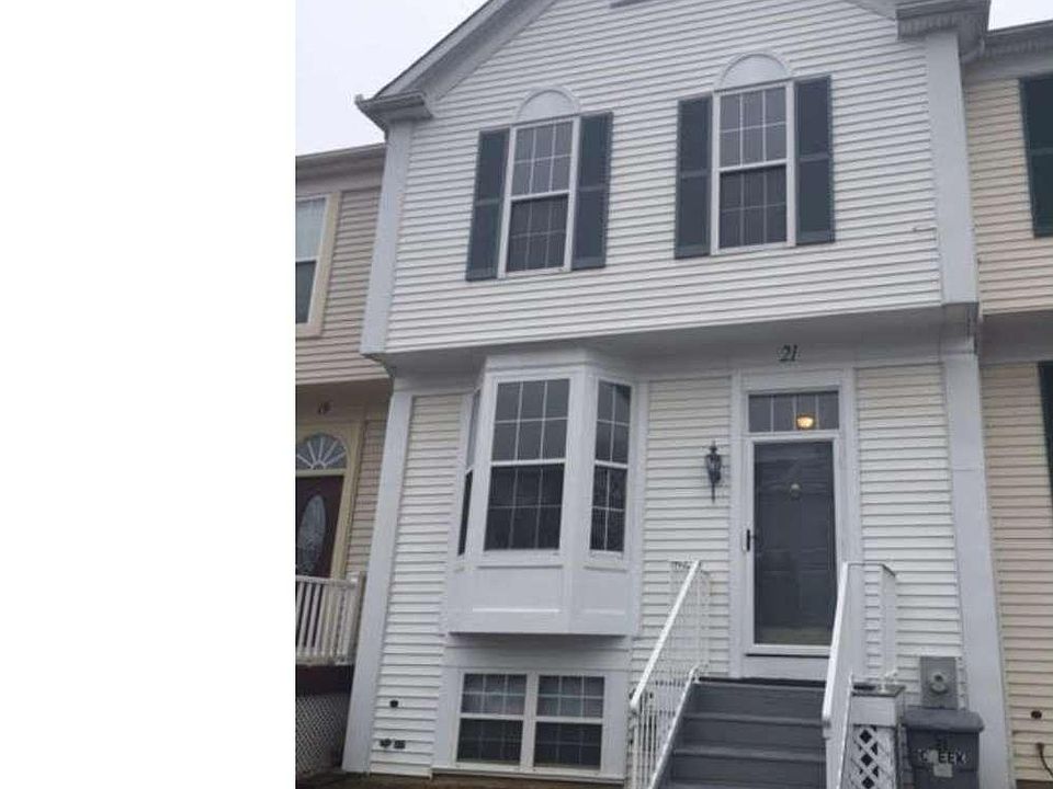 1st image of 21 Creek Ln