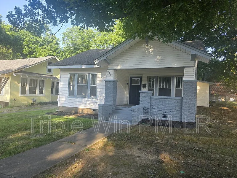 2 bed, 1.0 bath, 1110 sqft, $1,095 — Photo 4