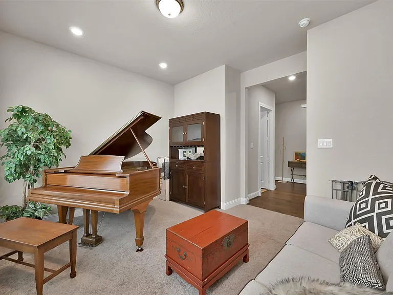 4205 Grand Oaks Wind — Photo 4
