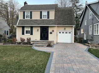 340 Windsor Ave, Haddonfield, NJ 08033