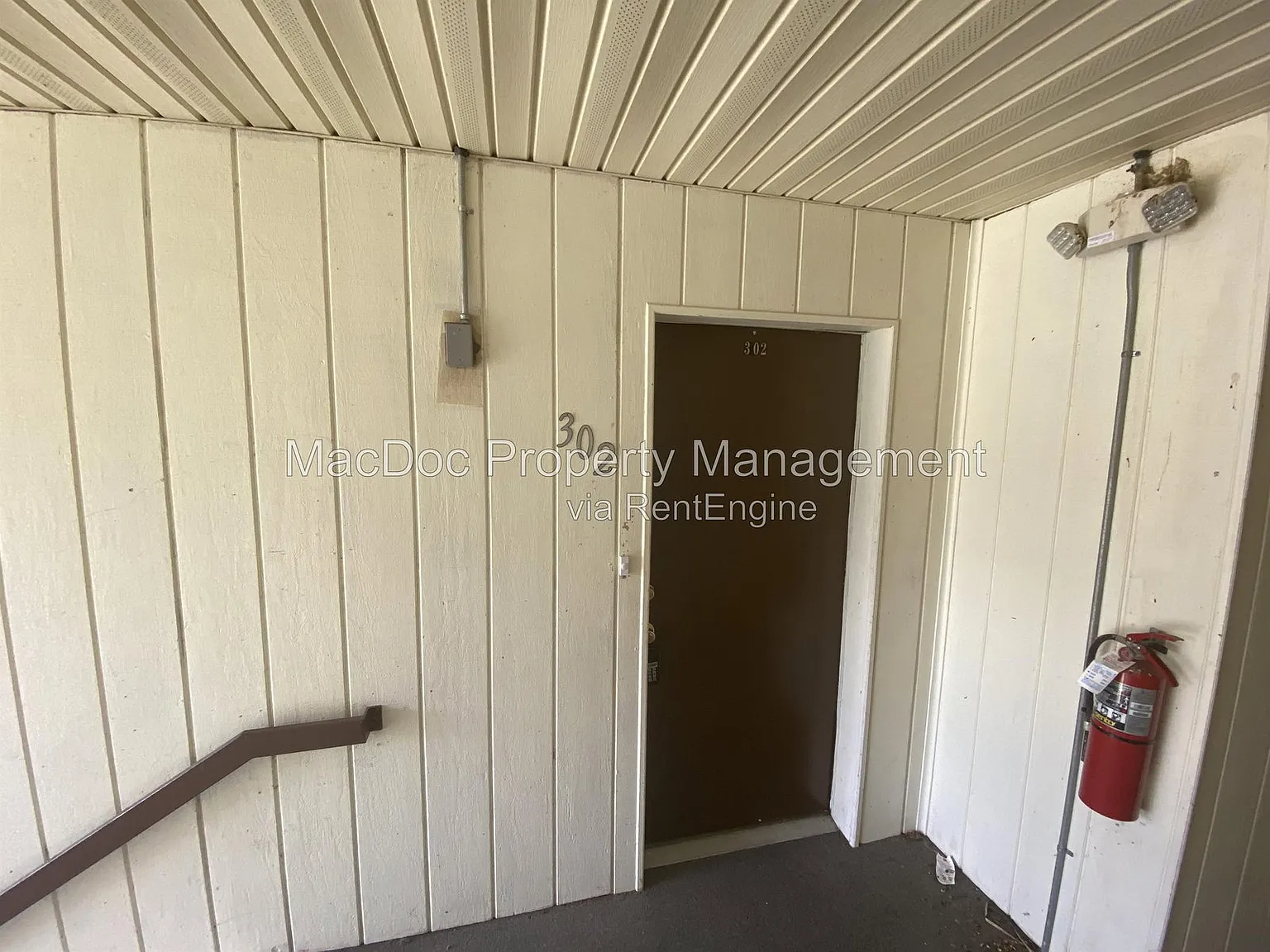 2 bed, 1.0 bath, 790 sqft, $1,795 — Photo 2