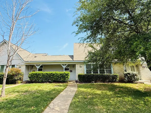 4812 Rollingwood Ct, Garland, TX 75043