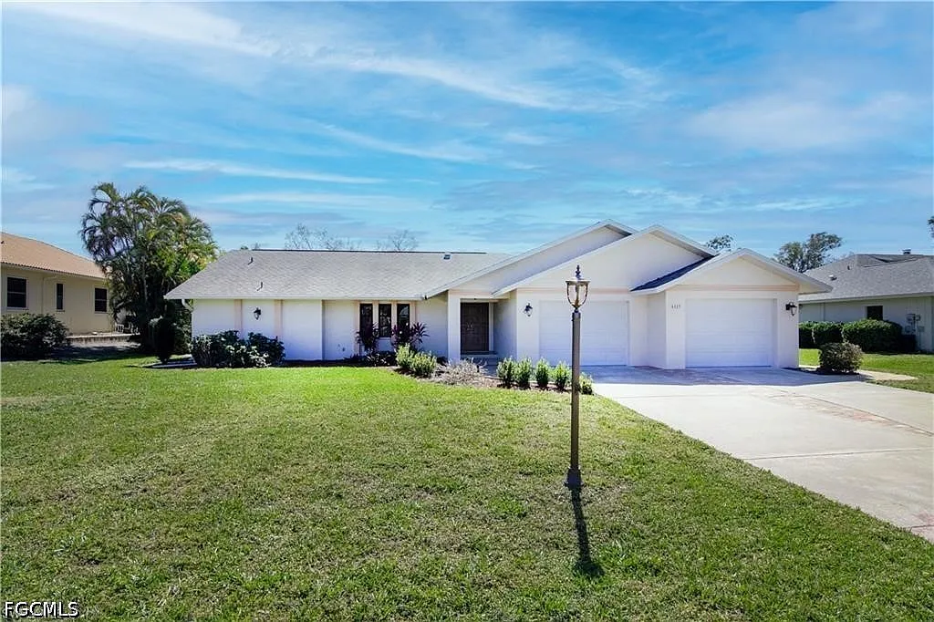 3 bed, 2.0 bath, 1806 sqft, $2,800 — Photo 3
