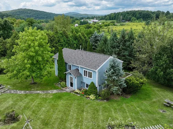 50 Fog Valley Road, New Haven, VT 05472