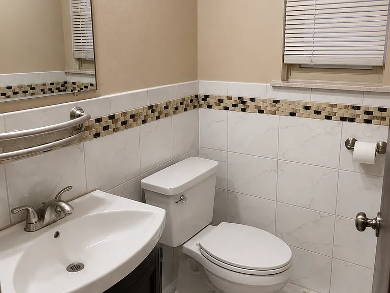 3730 Barbara Dr — Photo 11