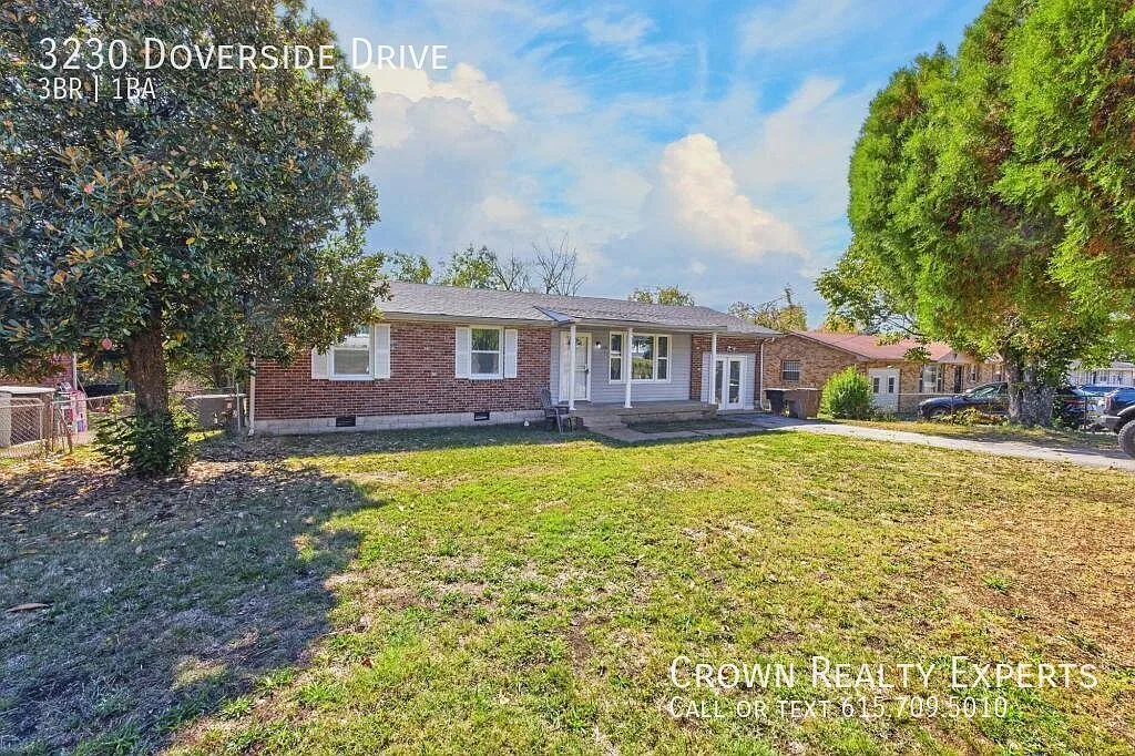 3230 Doverside Drive — Photo 1