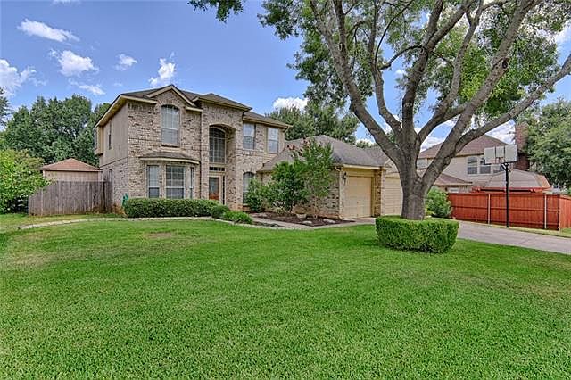 1st image of 6111 Kingswood Dr