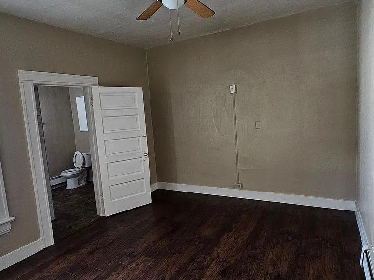 244 Hill St — Photo 7