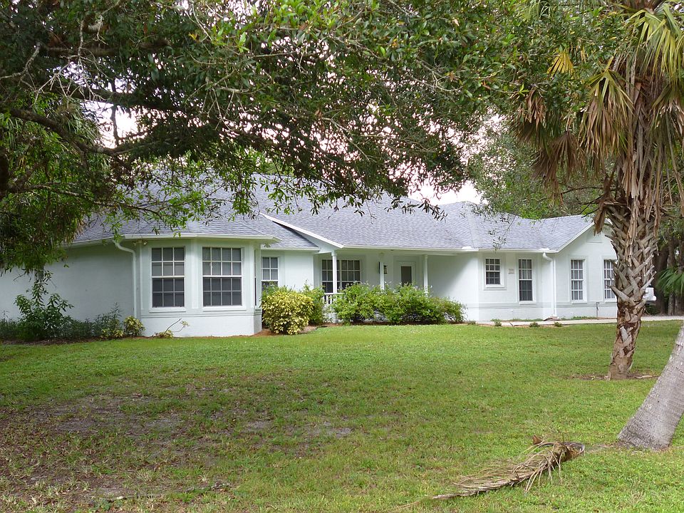 1st image of 3237 Delilah Dr