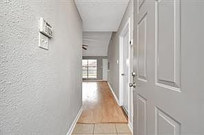 2nd image of 12811 Glenhollow Dr