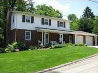 2321 S Walnut St, Saint Albans, WV 25177