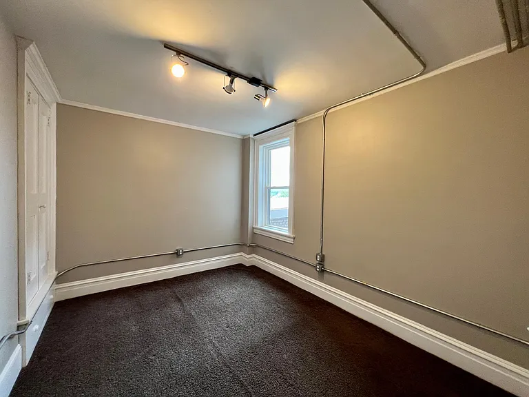 94 S Main St #302 — Photo 12