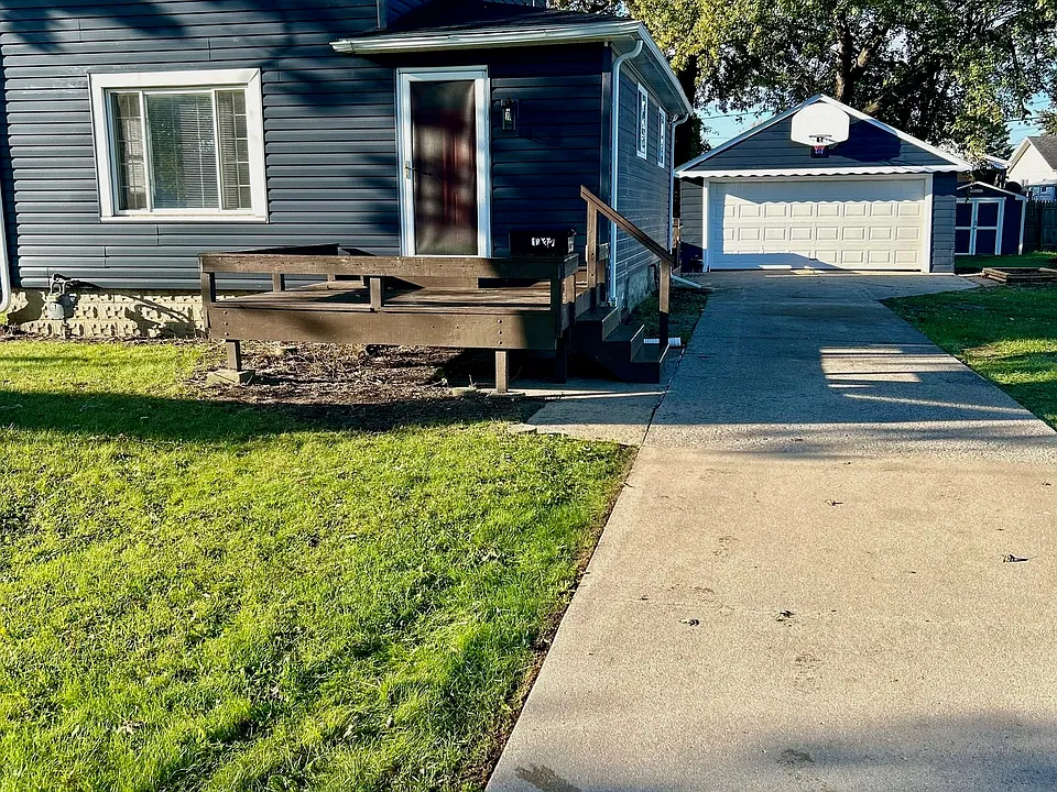 1432 Pieper Dr