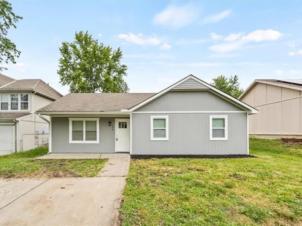 106 E Pacific Dr, Belton, MO 64012
