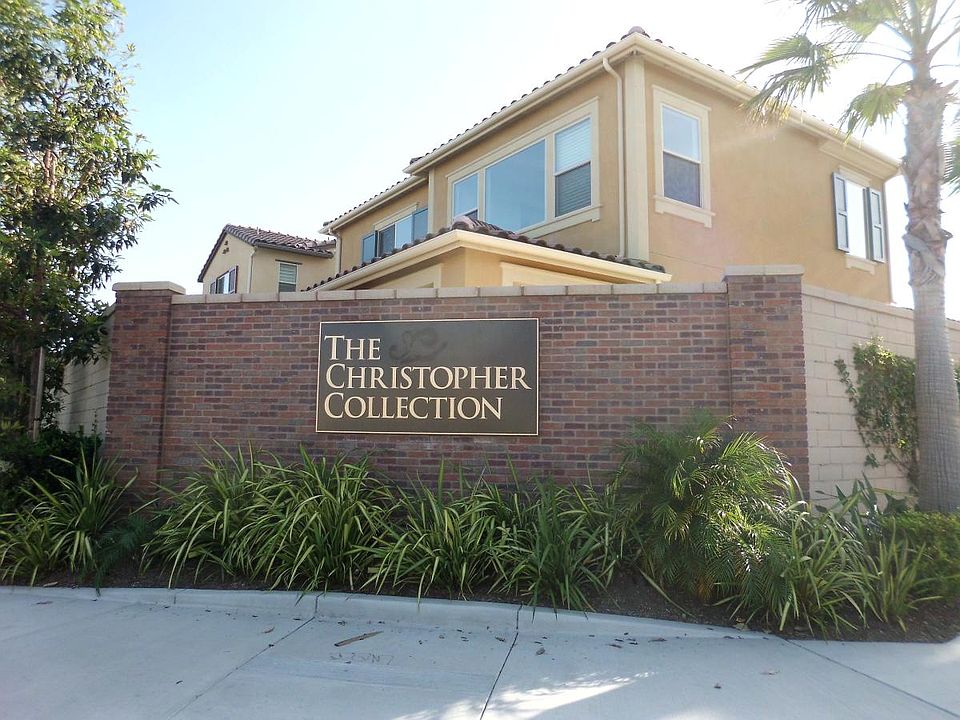 1st image of 9938 Pear Dr