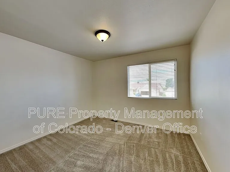 7265 Waterman Way — Photo 10
