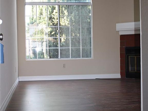 5th image of 13188 Spire Cir