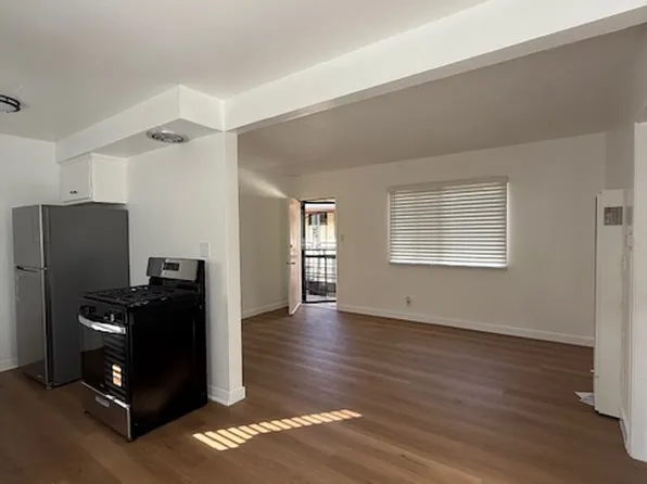 8319 S Western Ave, Los Angeles, CA