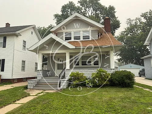717 Ogden Ave #1 Photo 1