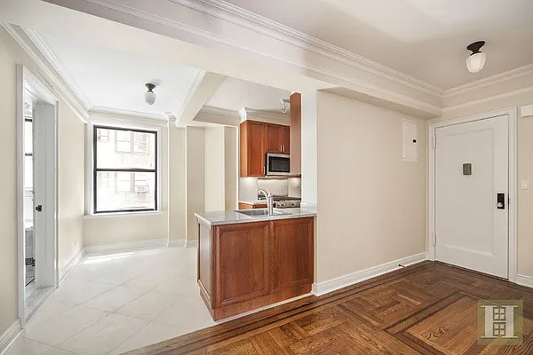 Rented by Halstead Real Estate | media 21