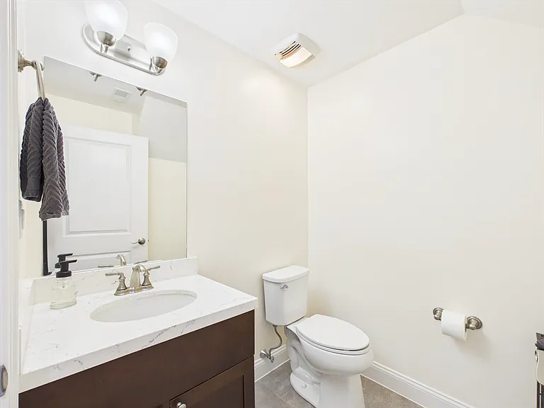 70 Endicott St #106 — Photo 9