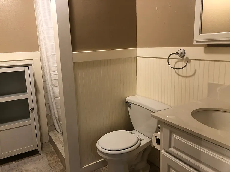 420 NW Dack Ct — Photo 18