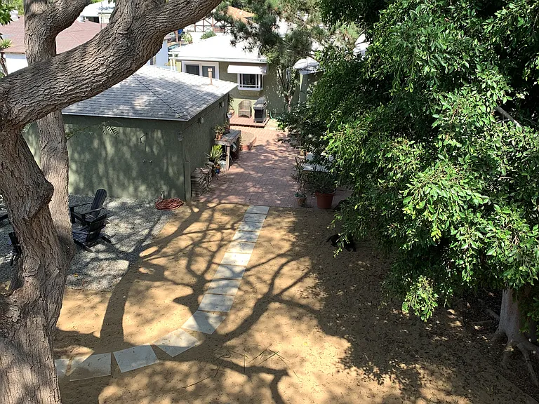 4941 Coolidge Ave — Photo 5