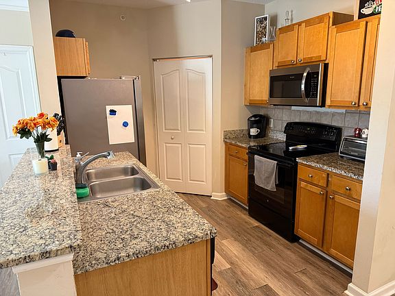 4th image of 4207 S Dale Mabry Hwy Unit 6413