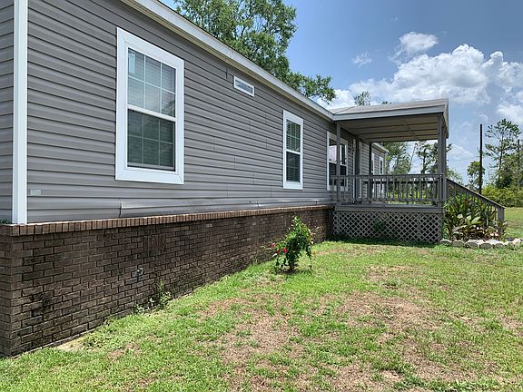 3rd image of 4911 Davis Dr