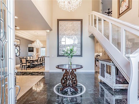 5th image of 6308 W Maclaurin Dr
