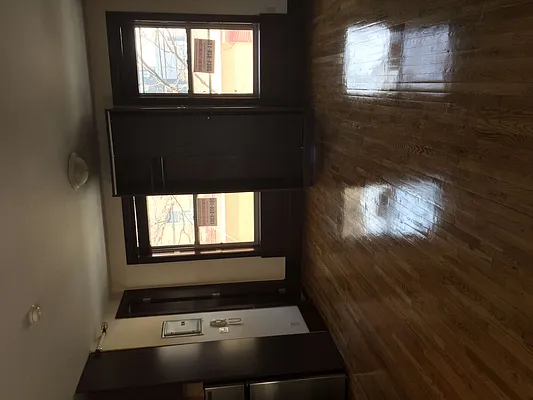 Rented by GG Caleca Realty | media 2