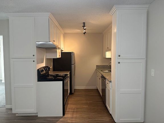 2nd image of 7414 Herschel Ave APT 211