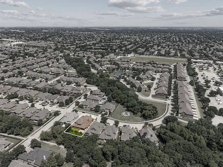 5317 Fern Valley Ln — Photo 12