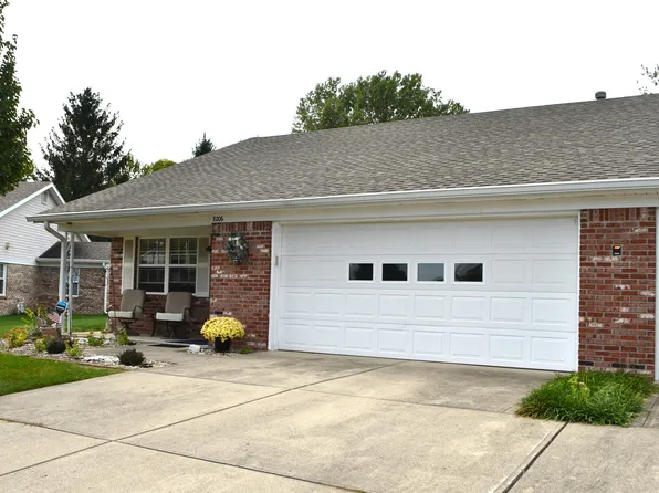 8206 Bentley Farms Dr, Indianapolis, IN 46259