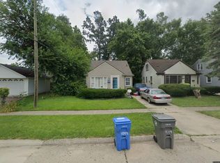 1049 Woodland Dr, Inkster, MI 48141