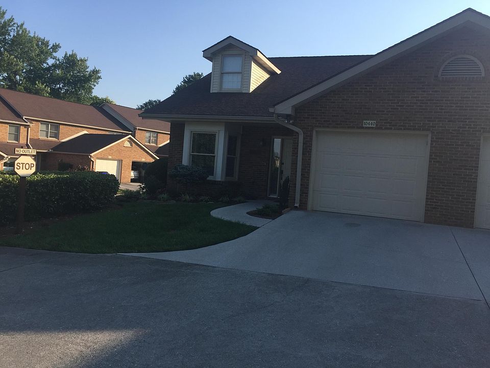 1st image of 10440 Ravenbrook Ln