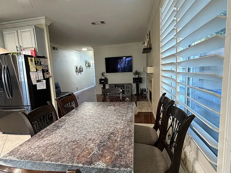 12772 Arbor Ct — Photo 8