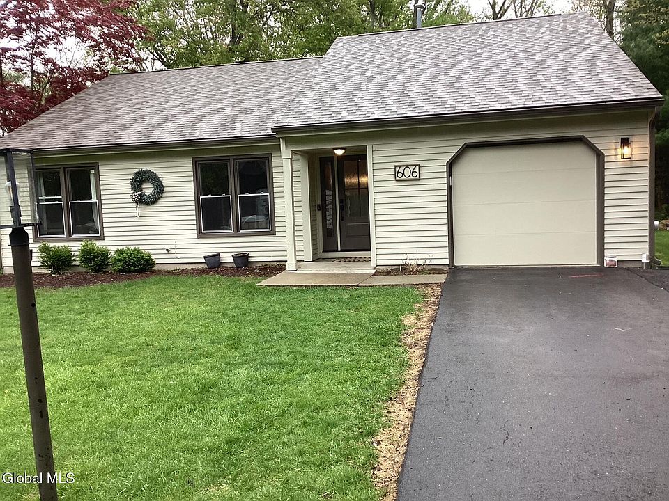 1st image of 606 Top Ridge Drive